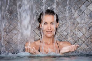 femme en thalassotherapie